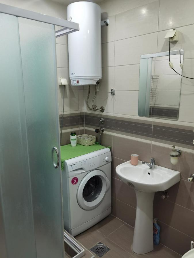 Apartman Aleksic Jagodina Bagian luar foto